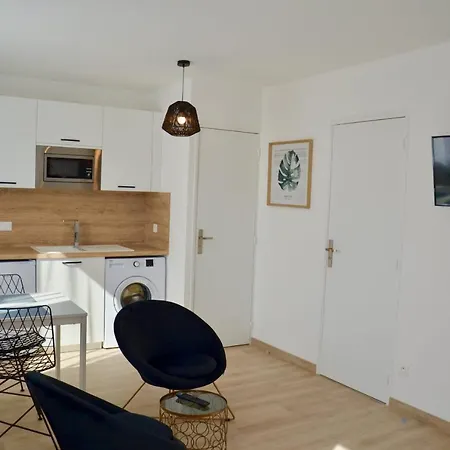 Comfort And Modernity In The Heart Of 3 *